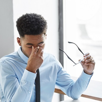 Mon collaborateur rencontre des soucis de santé qui rendent son quotidien professionnel et familial difficile.